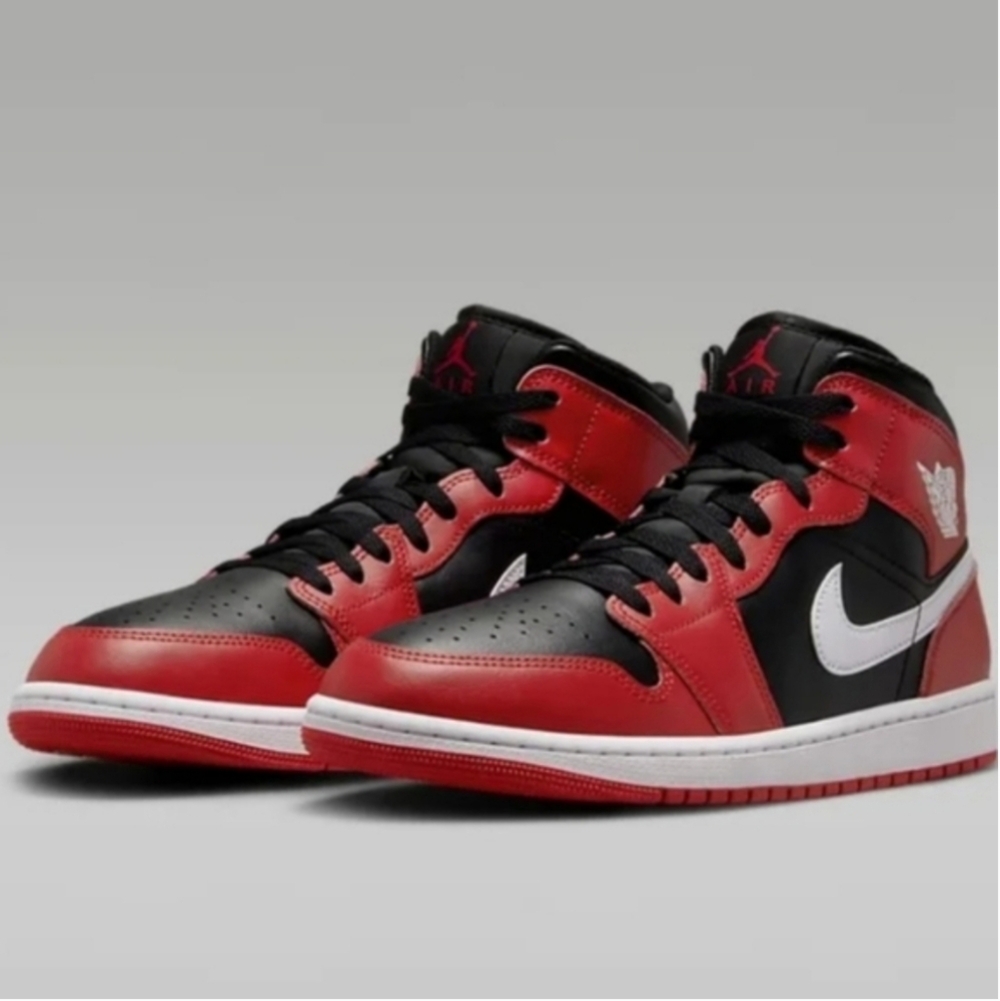 Air Jordan 1 Mid Sneakers Black/Gym Red/White